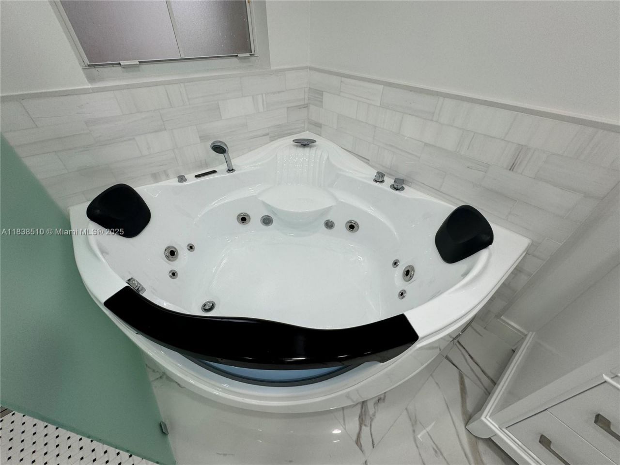 1470 Sweetbay Way, Hollywood, FL 33019 Photo