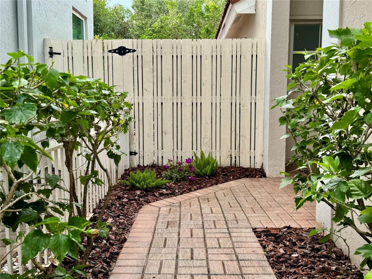 1470 Sweetbay Way, Hollywood, FL 33019 Photo