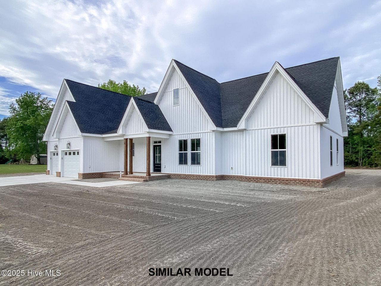 214 Augusta Drive, Grandy, NC 27939 Main Photo