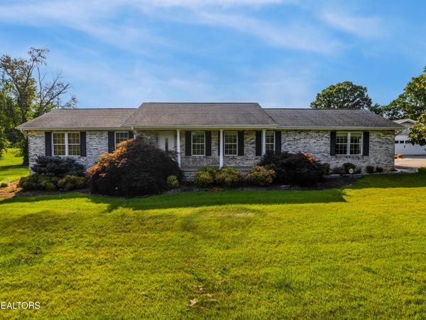 5208 John Hall Rd, Knoxville, TN 37920