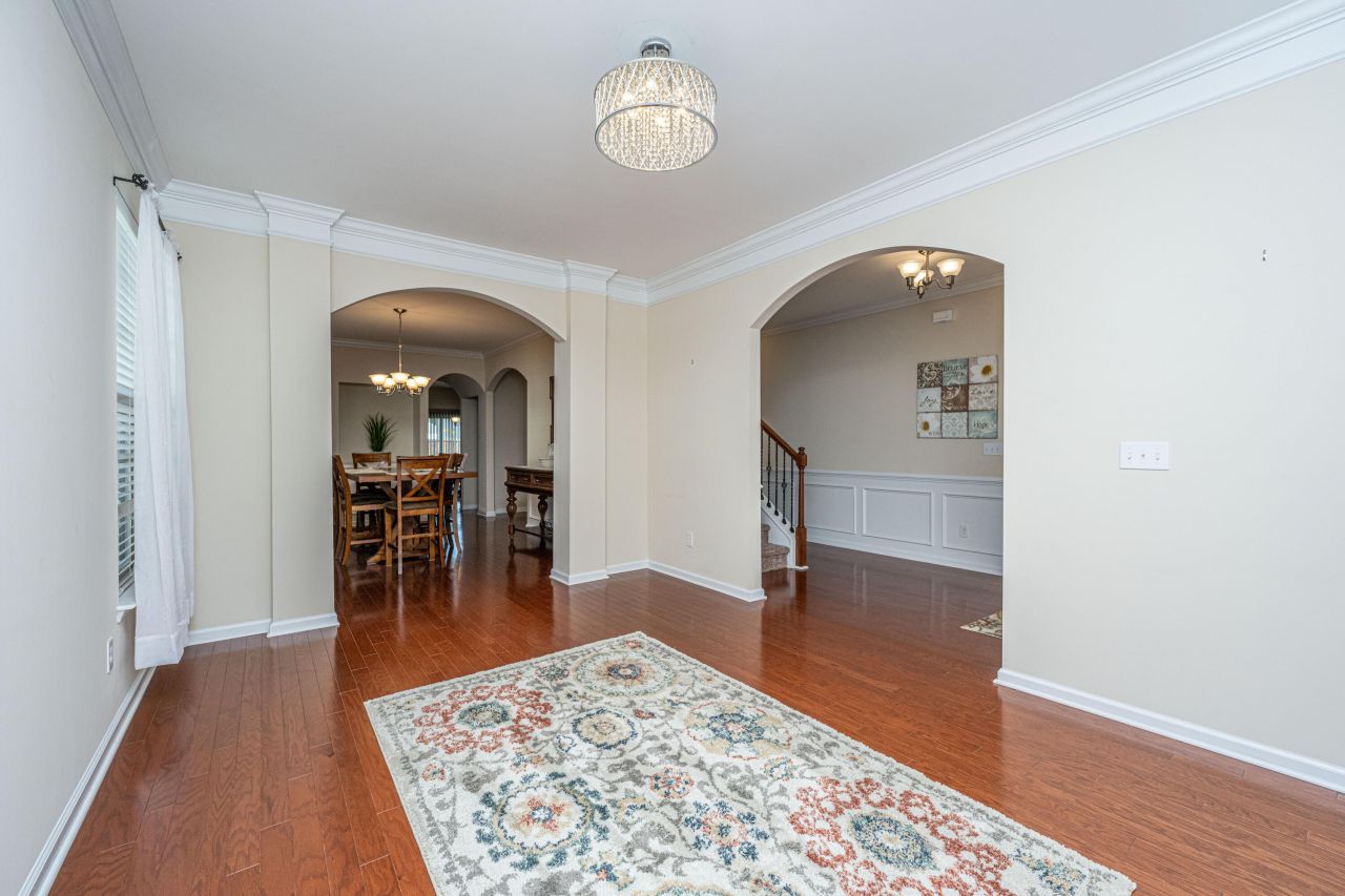 551 Rosings Drive Photo 12