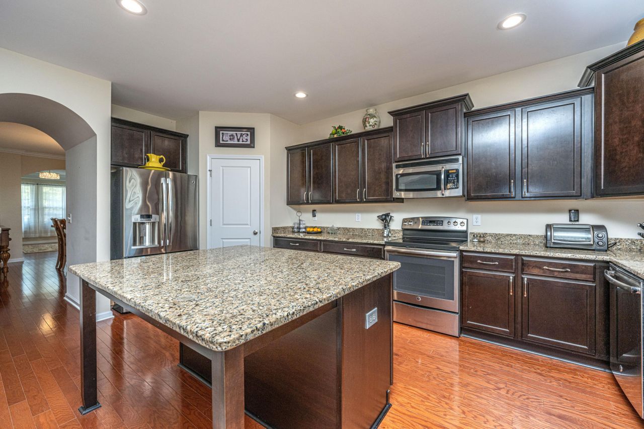 551 Rosings Drive Photo 19