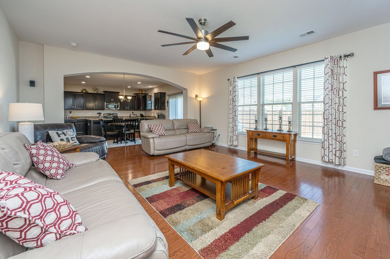 551 Rosings Drive Photo 28