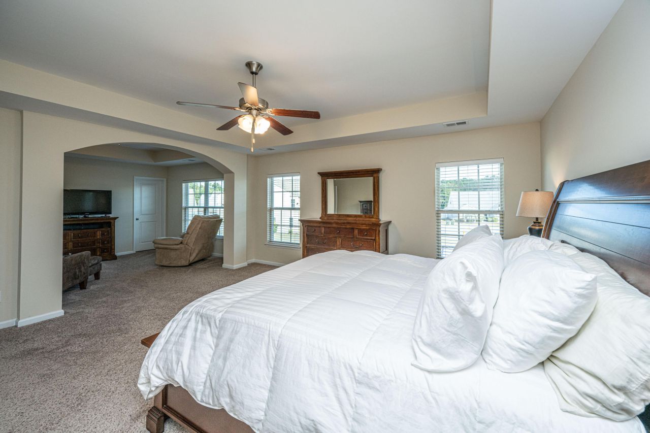 551 Rosings Drive Photo 32