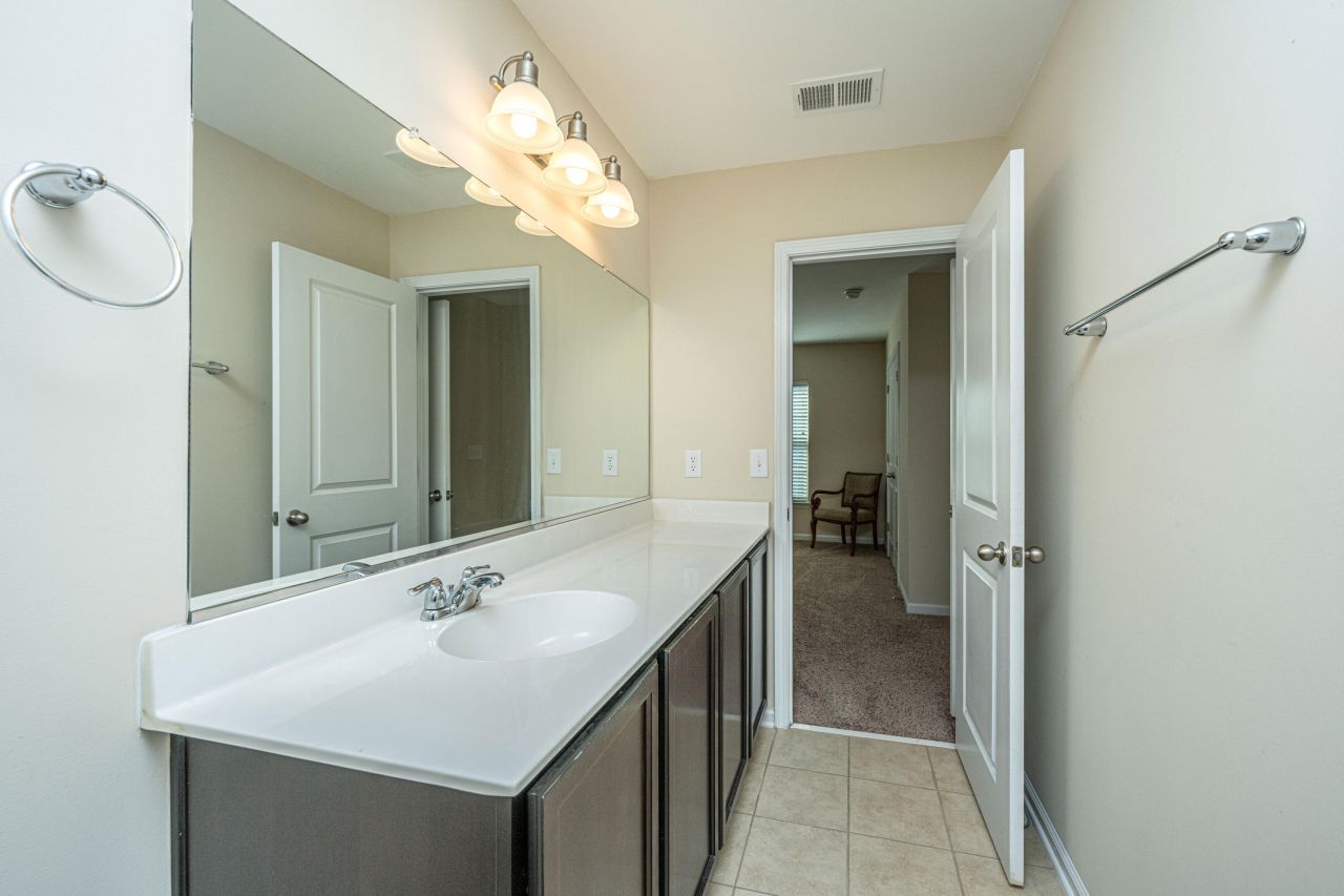 551 Rosings Drive Photo 42