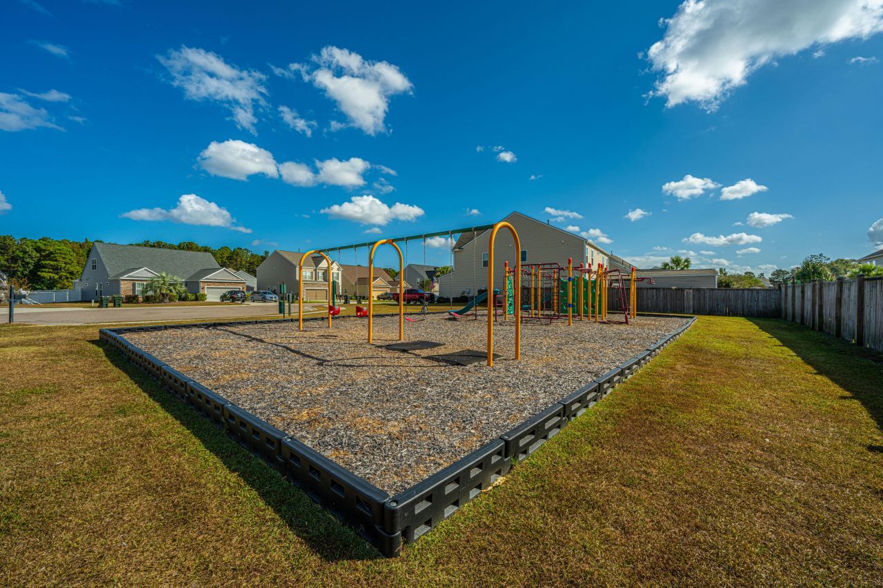 551 Rosings Drive Photo 58