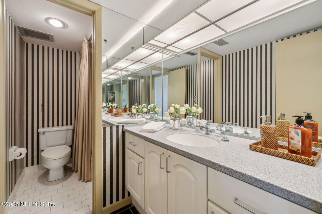 505 Lancaster Street, Unit 14C, Jacksonville, FL 32204 Photo