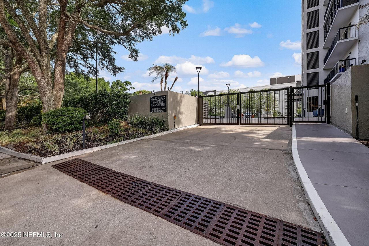 505 Lancaster Street, Unit 14C, Jacksonville, FL 32204 Photo