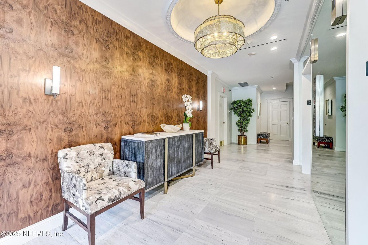 505 Lancaster Street, Unit 14C, Jacksonville, FL 32204 Photo