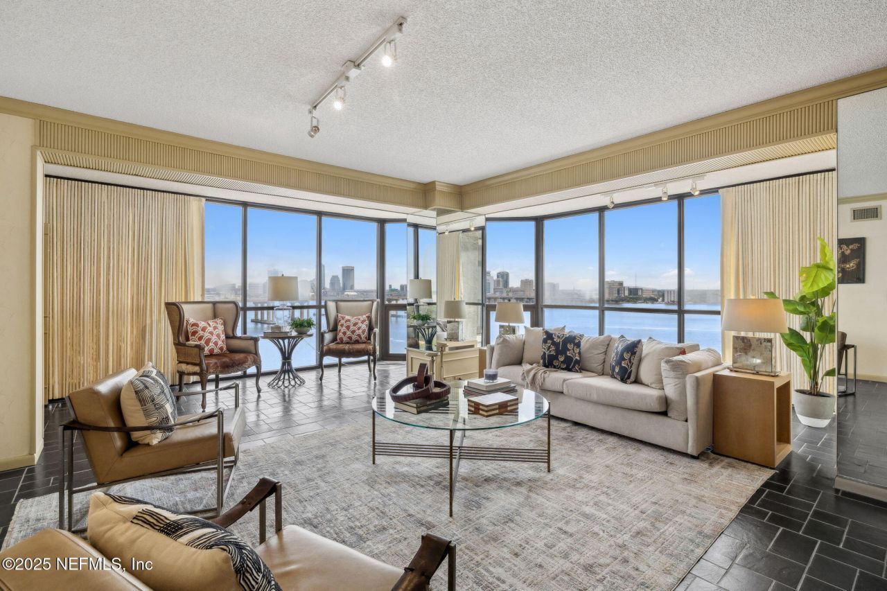 505 Lancaster Street, Unit 14C, Jacksonville, FL 32204 Photo