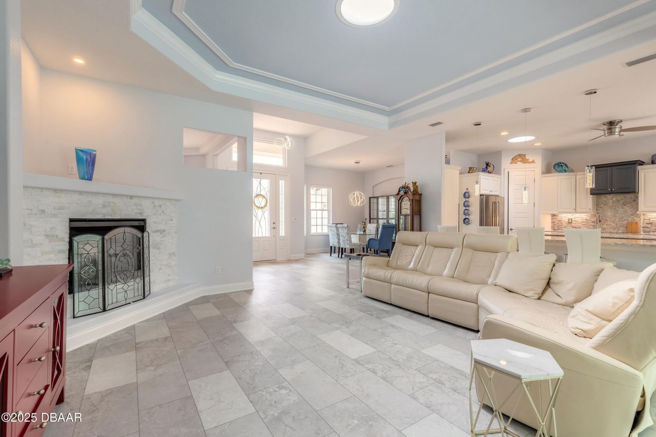 2816 E Venetian Lake Circle, New Smyrna Beach, FL 32168 Photo