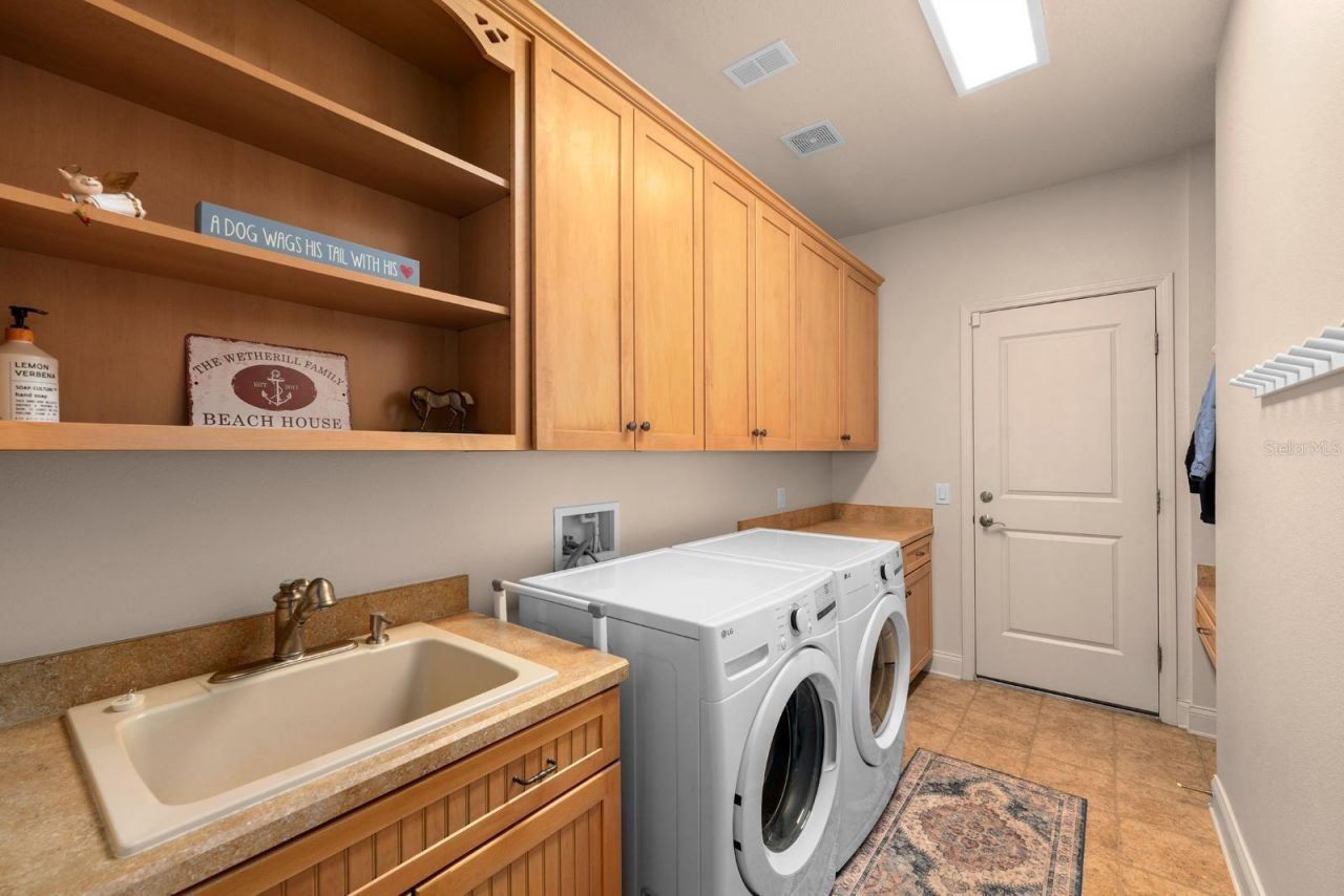 703 Islebay Drive, Apollo Beach, FL 33572 Photo