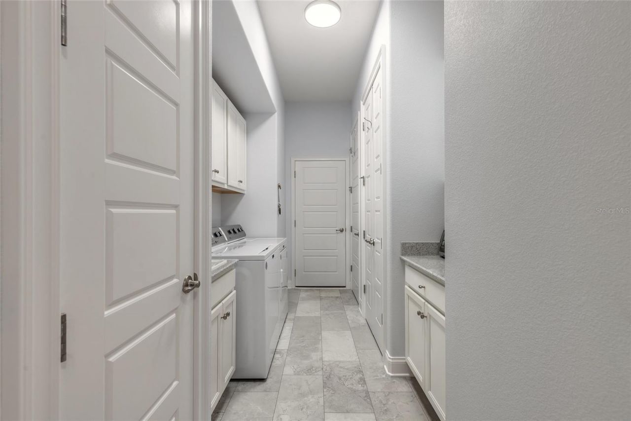 2816 E Venetian Lake Circle, New Smyrna Beach, FL 32168 Photo