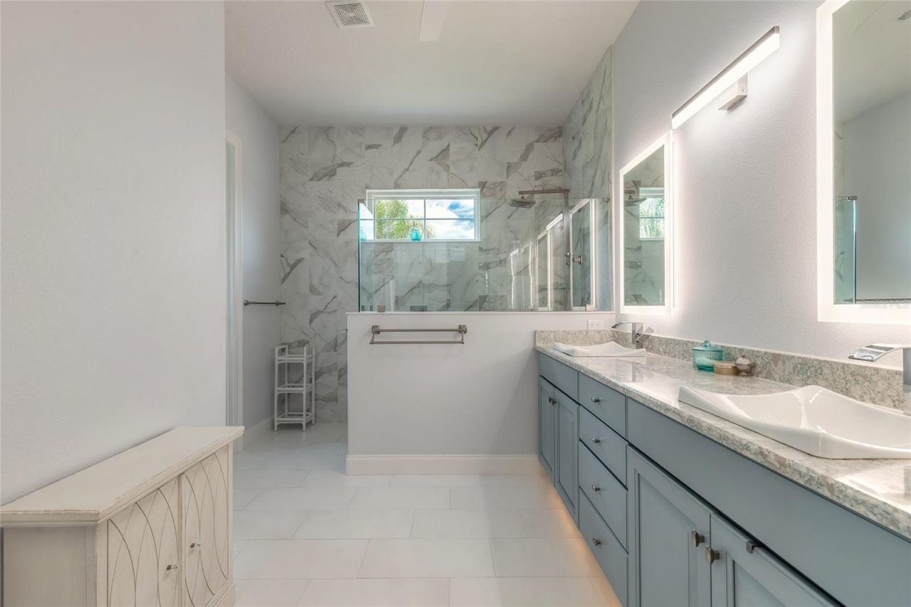 2816 E Venetian Lake Circle, New Smyrna Beach, FL 32168 Photo