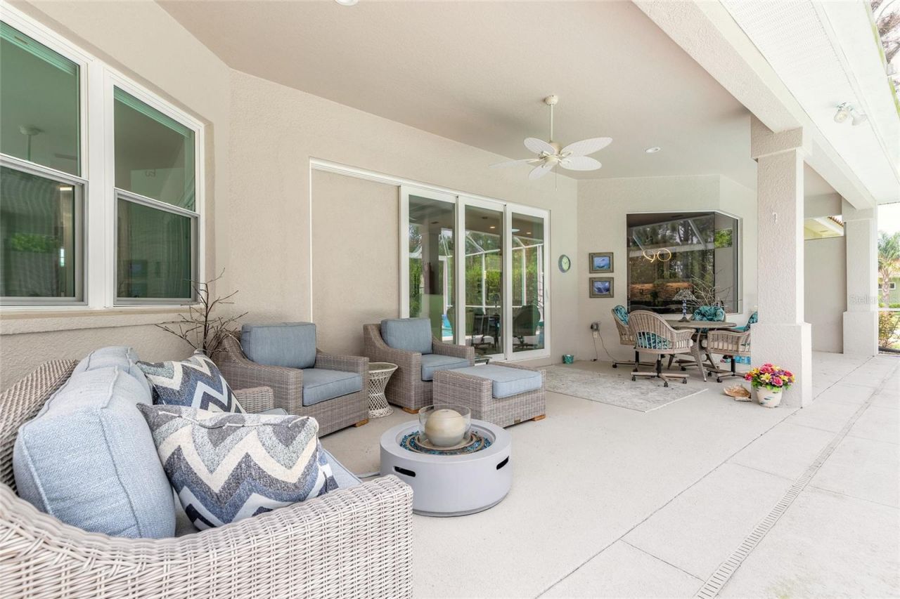 2816 E Venetian Lake Circle, New Smyrna Beach, FL 32168 Photo