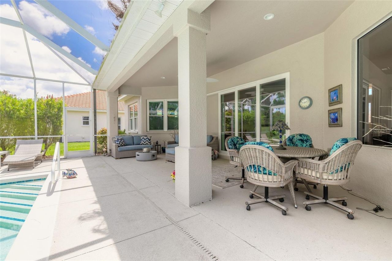 2816 E Venetian Lake Circle, New Smyrna Beach, FL 32168 Photo