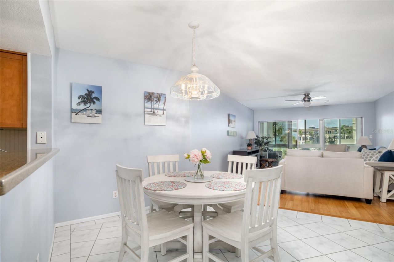 2110 Benjamin Franklin Drive, Unit 301, Sarasota, FL 34236 Photo