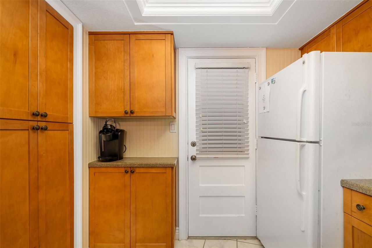 2110 Benjamin Franklin Drive, Unit 301, Sarasota, FL 34236 Photo