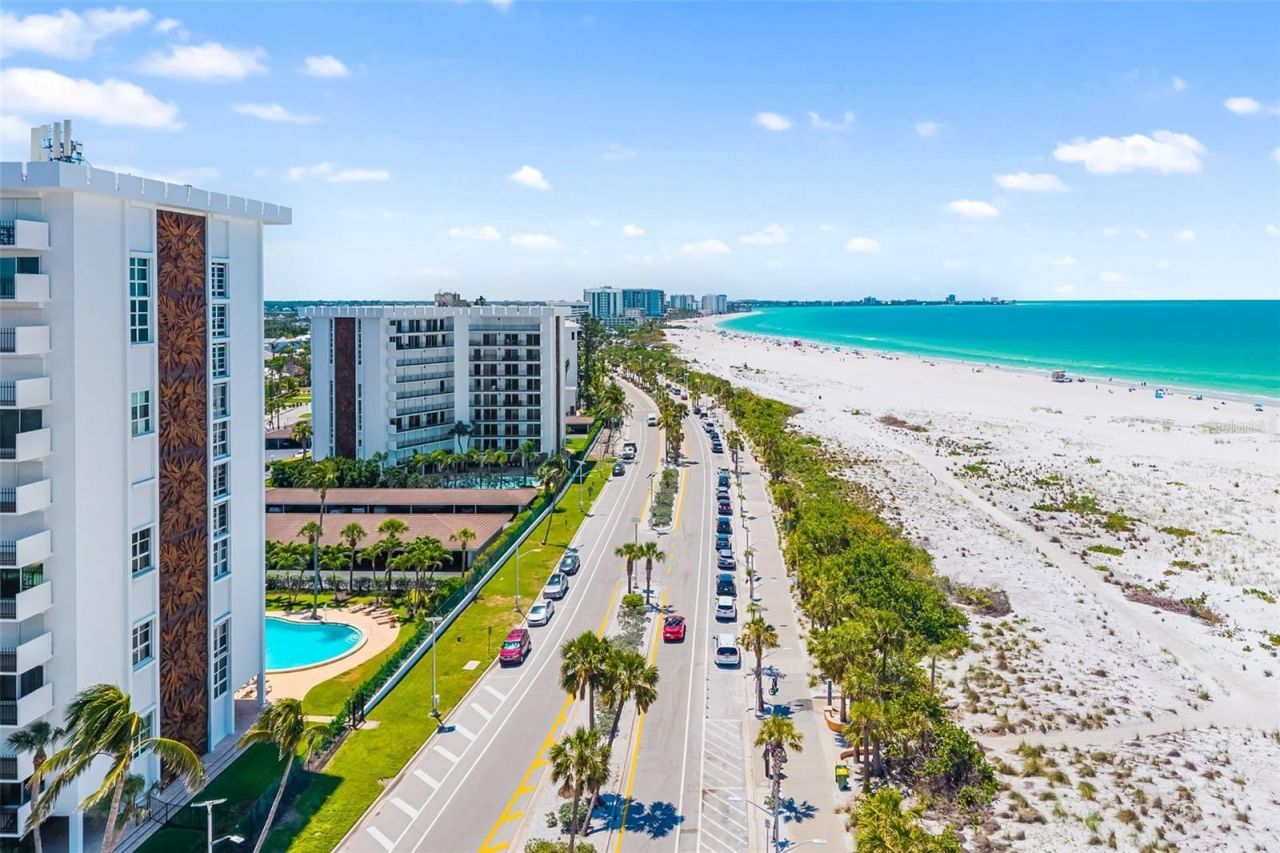 2110 Benjamin Franklin Drive, Unit 301, Sarasota, FL 34236 Photo