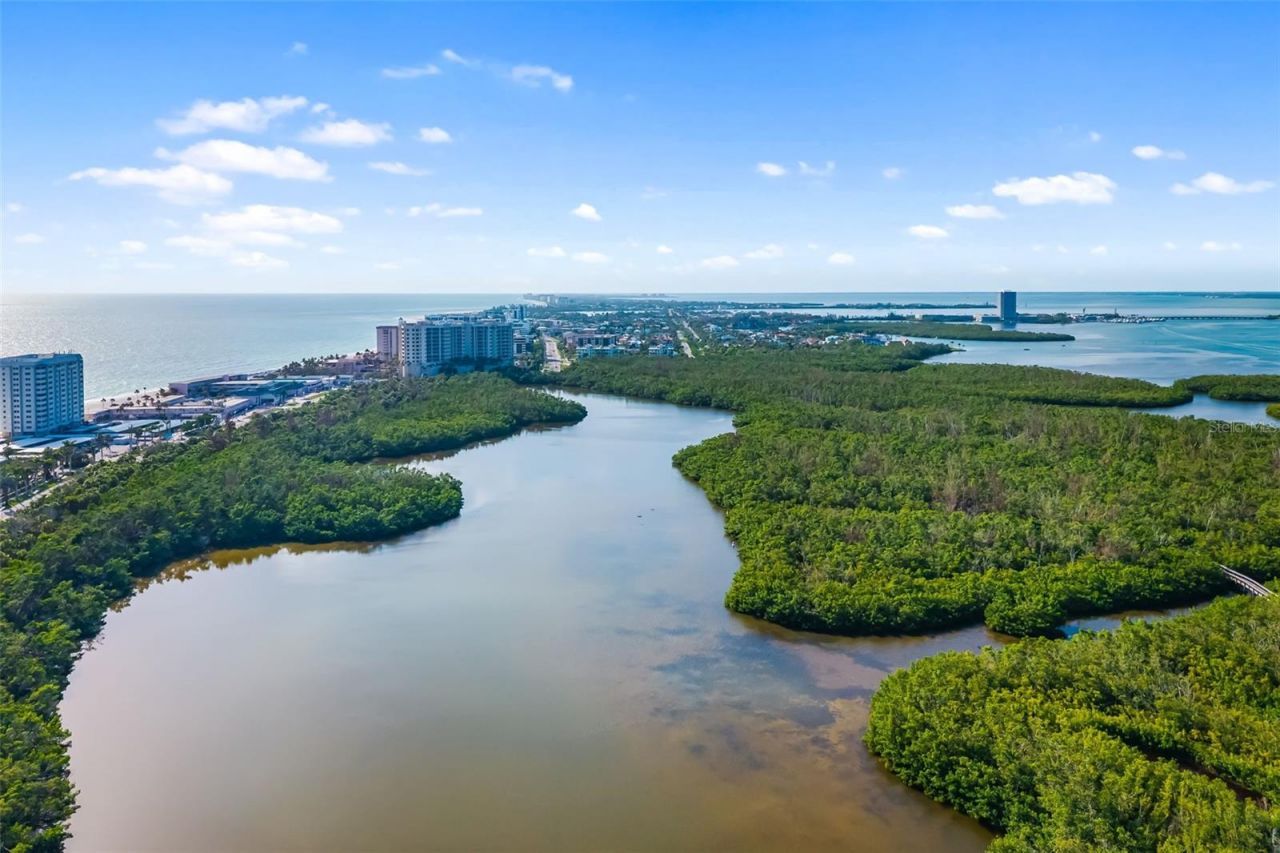 2110 Benjamin Franklin Drive, Unit 301, Sarasota, FL 34236 Photo