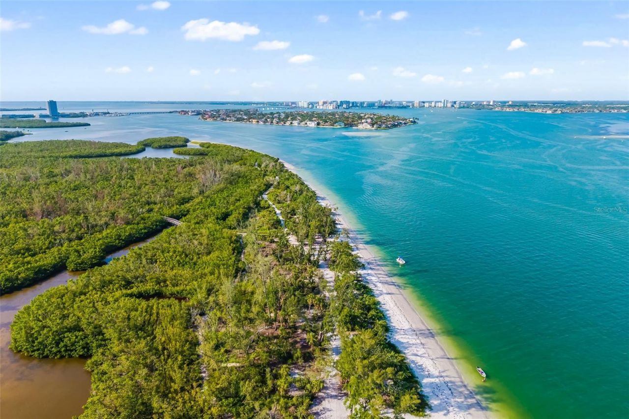 2110 Benjamin Franklin Drive, Unit 301, Sarasota, FL 34236 Photo