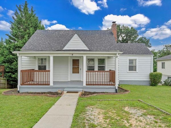 5024 MORWANDA ST NW, Roanoke, VA 24017