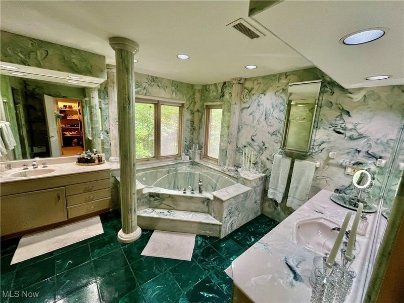 23547 Quail Hollow, Westlake, OH 44145 Photo 30