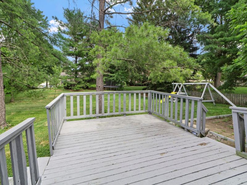 5500 Saddlebrook Drive, Columbus, OH 43221 Photo 16