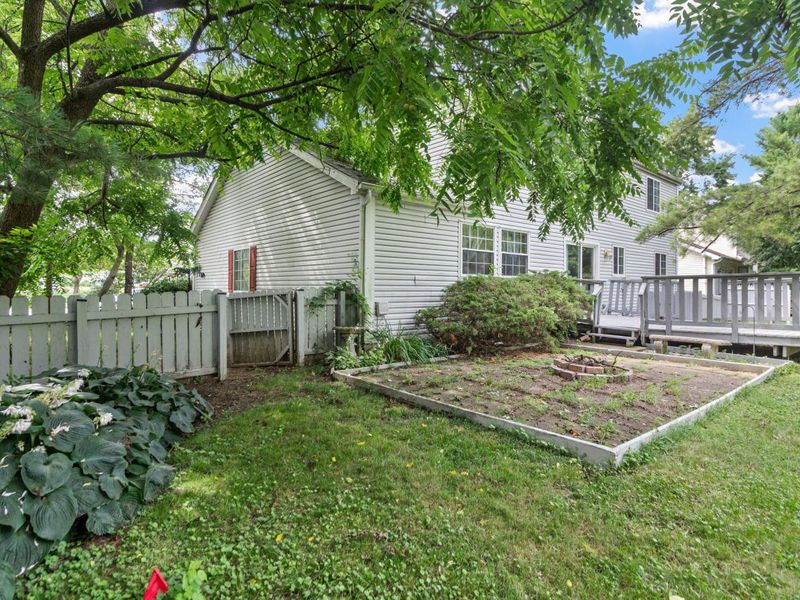 5500 Saddlebrook Drive, Columbus, OH 43221 Photo 21