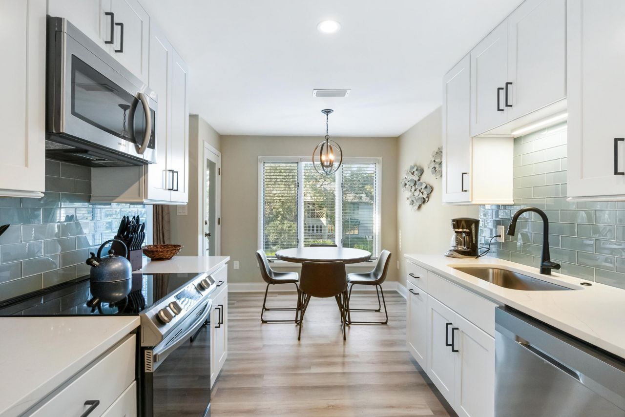 5524 Green Dolphin Way Photo 6