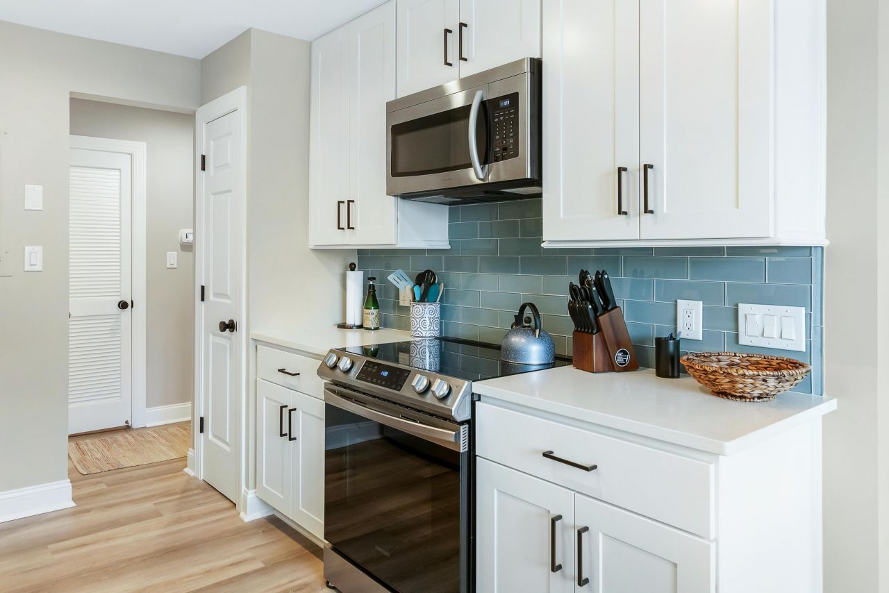 5524 Green Dolphin Way Photo 9