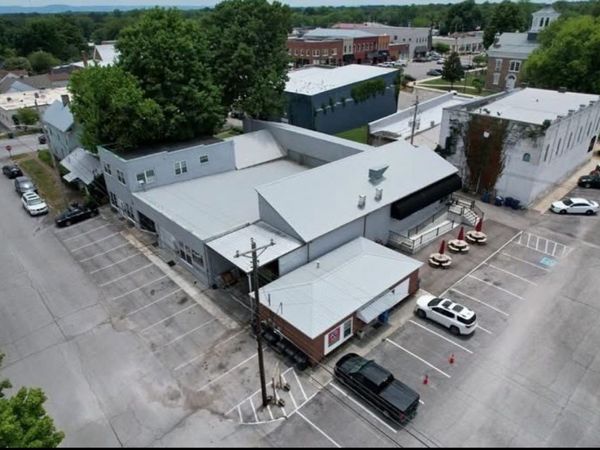 216 N Irwin St, Manchester, TN 37355
