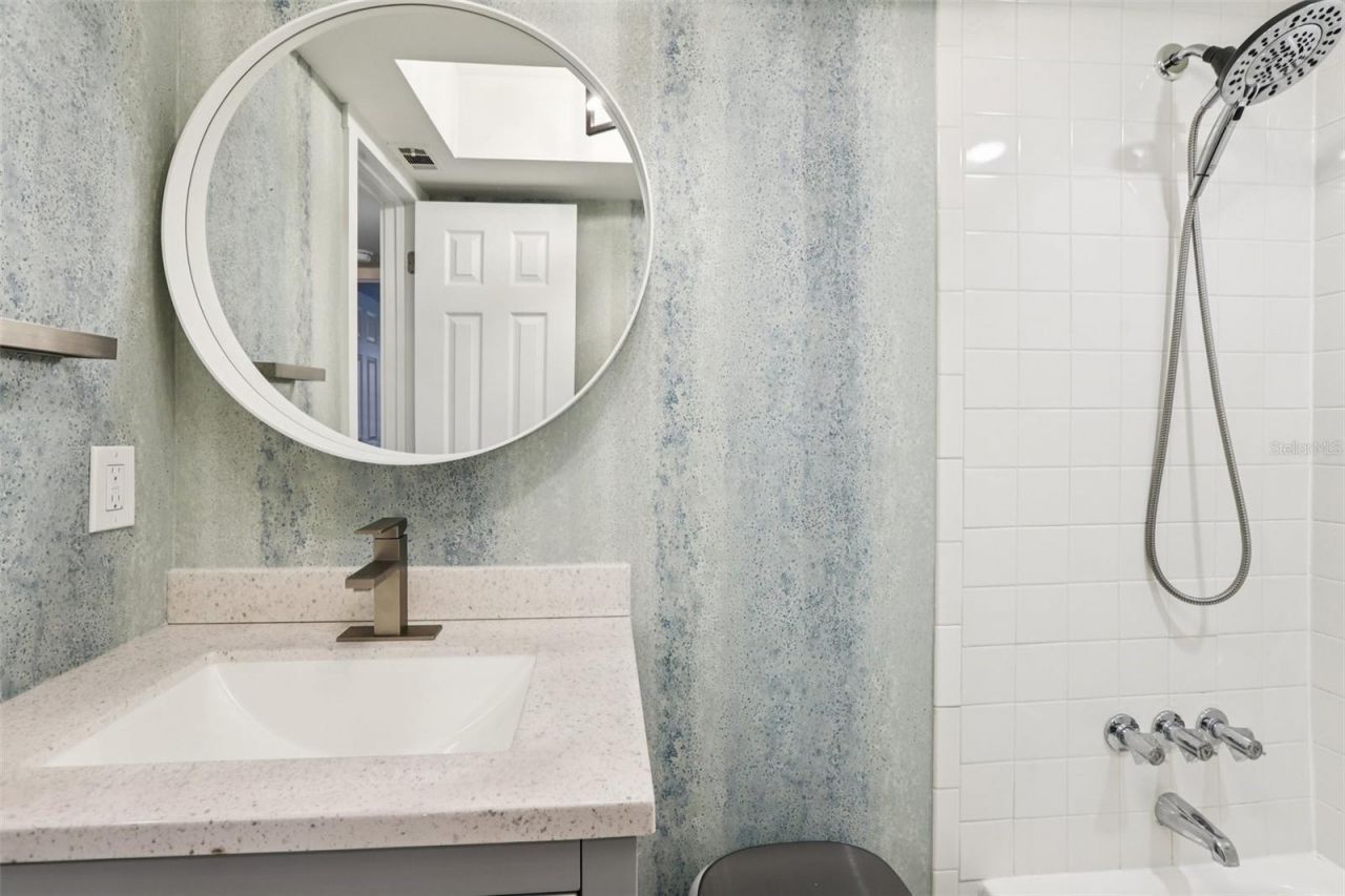 5085 1st Street Ne, Unit 143, Saint Petersburg, FL 33703 Photo