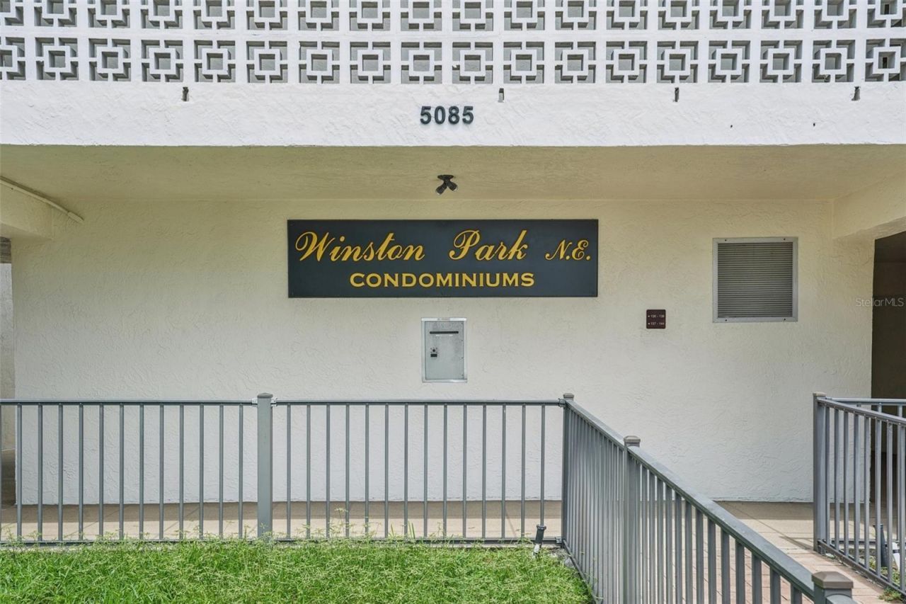 5085 1st Street Ne, Unit 143, Saint Petersburg, FL 33703 Photo