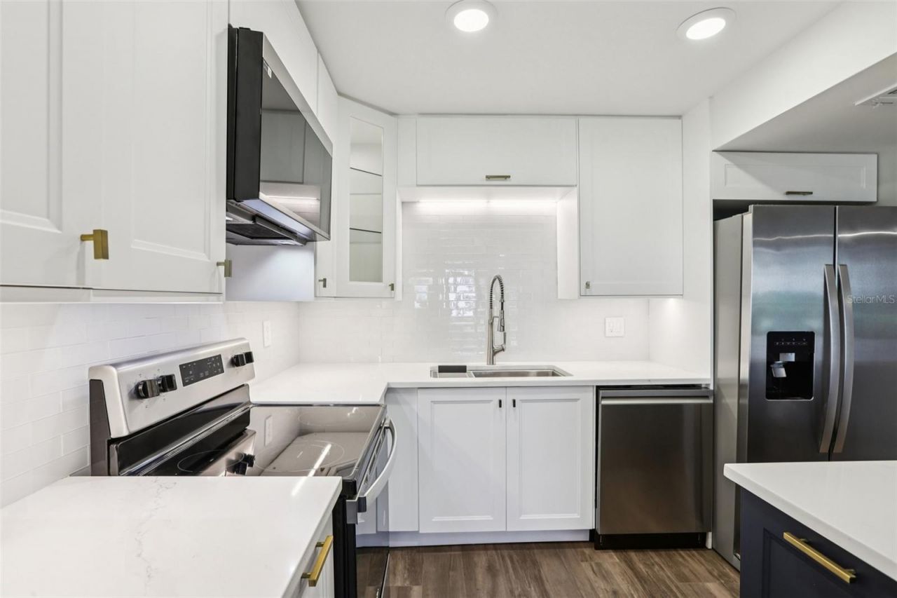 5085 1st Street Ne, Unit 143, Saint Petersburg, FL 33703 Photo