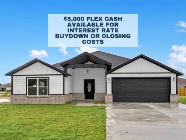 3251 E Kenwood Street, Siloam Springs, AR 72761