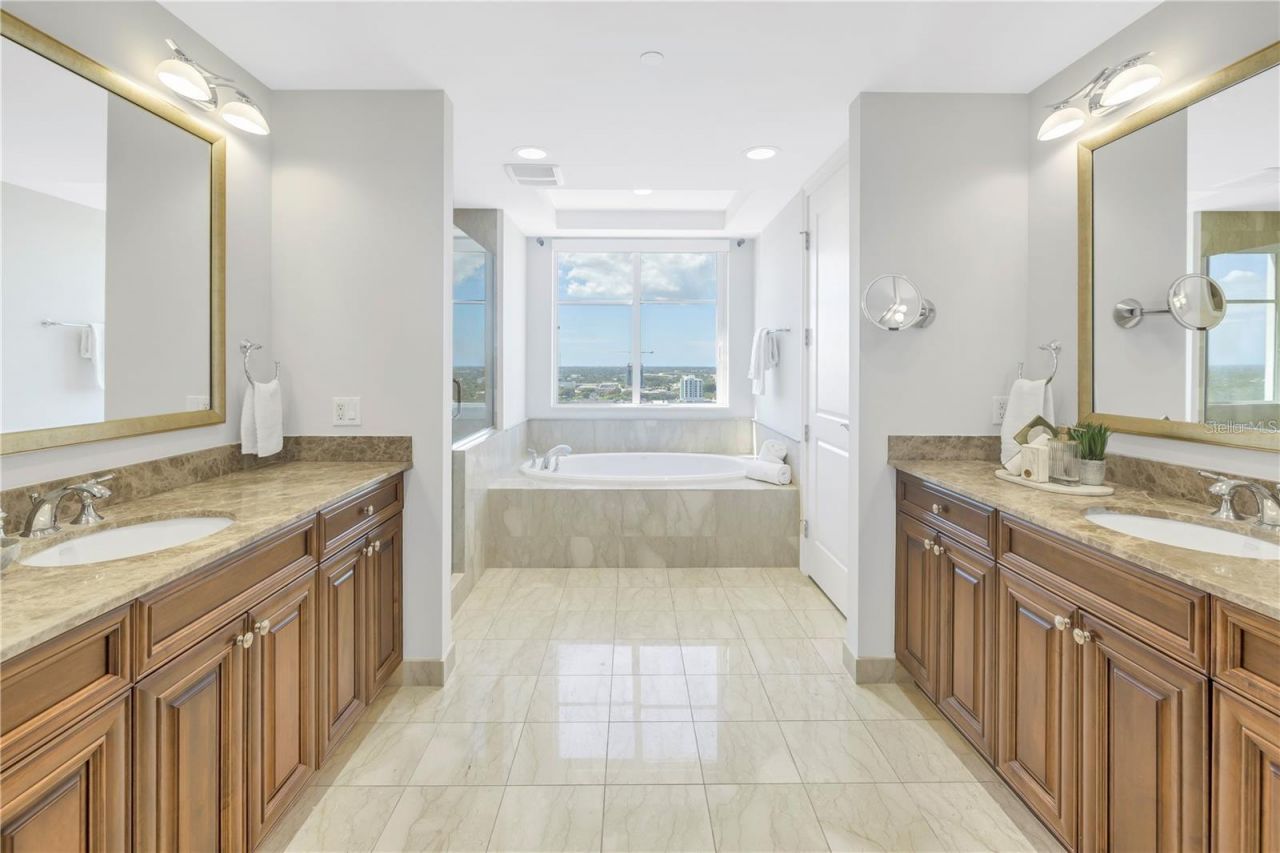 300 Beach Drive Ne, Unit 2301, Saint Petersburg, FL 33701 Photo