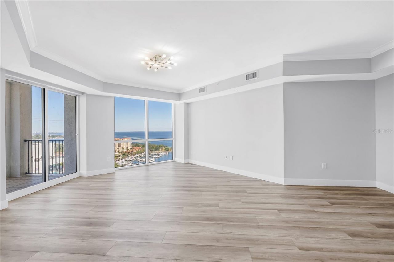 300 Beach Drive Ne, Unit 2301, Saint Petersburg, FL 33701 Photo