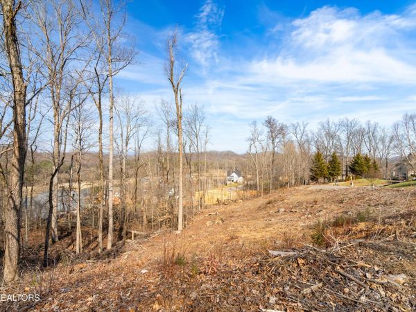 200 Windswept Drive, Lenoir City, TN 37772