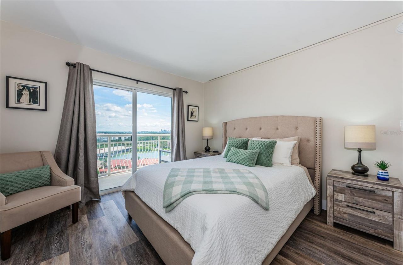 4900 Brittany Drive S, Unit 1413, Saint Petersburg, FL 33715 Photo