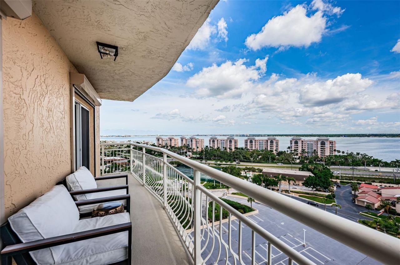 4900 Brittany Drive S, Unit 1413, Saint Petersburg, FL 33715 Photo