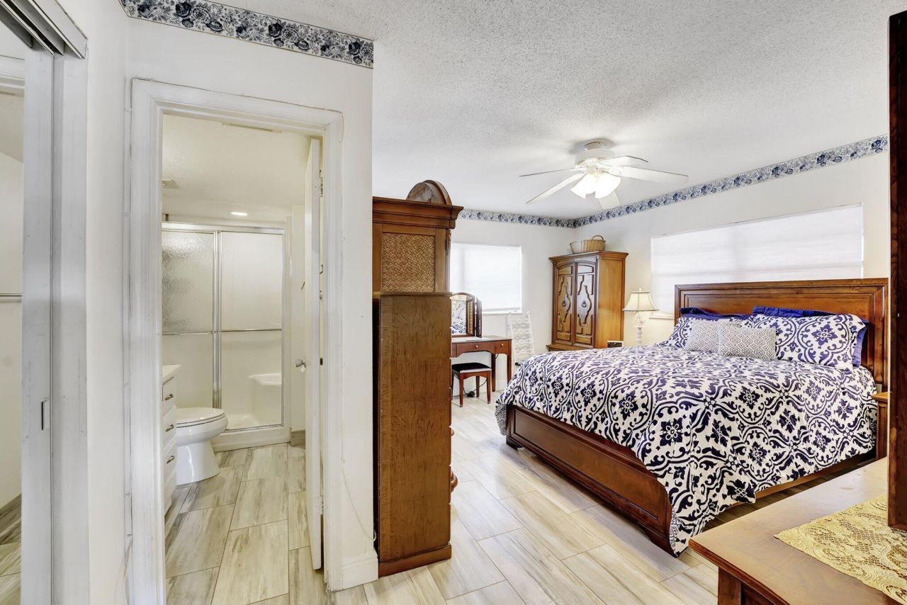 2615 NE 1st Court, Unit 204, Boynton Beach, FL 33435 Photo