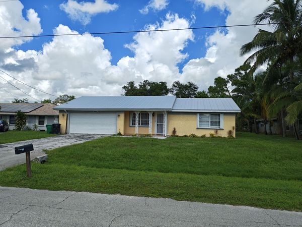 253 SE Verada Avenue, Port Saint Lucie, FL 34983
