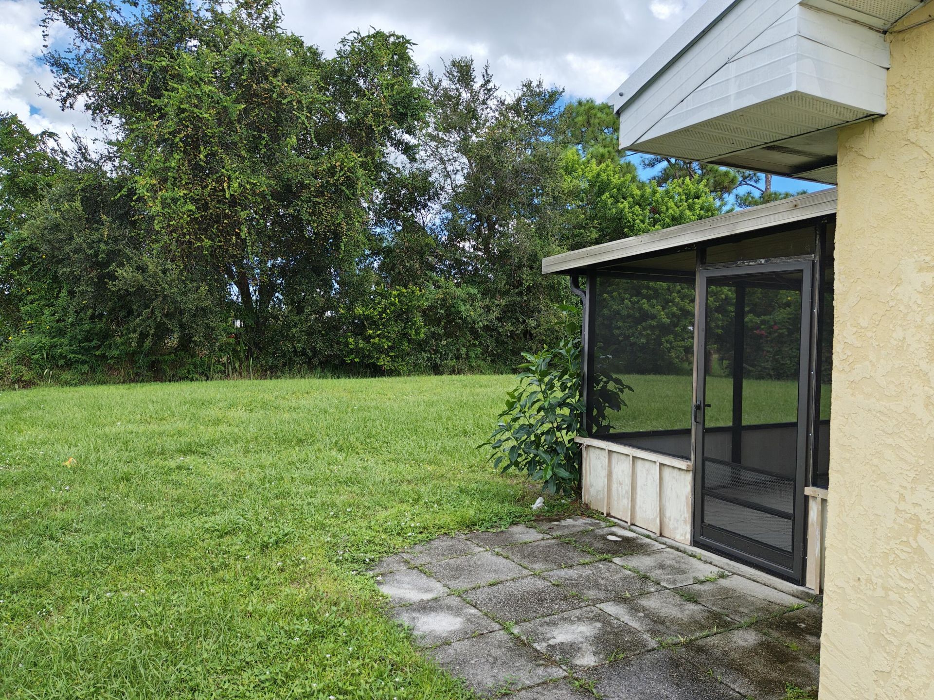 253 SE Verada Avenue, Port Saint Lucie, FL 34983 Photo