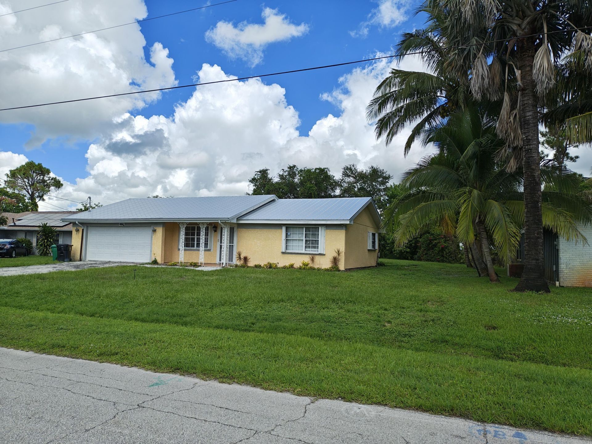 253 SE Verada Avenue, Port Saint Lucie, FL 34983 Photo