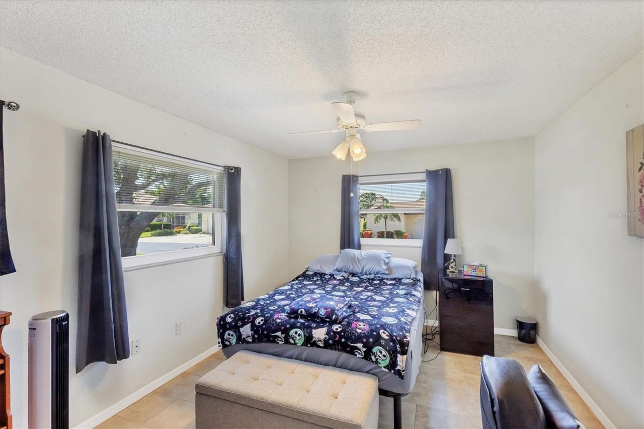 3305 Vivienda Boulevard, Bradenton, FL 34207 Photo