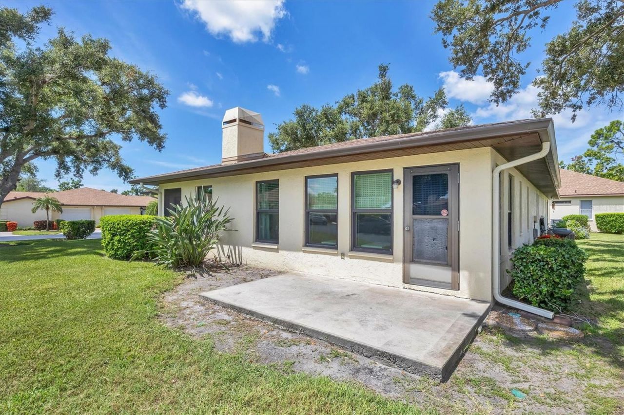 3305 Vivienda Boulevard, Bradenton, FL 34207 Photo