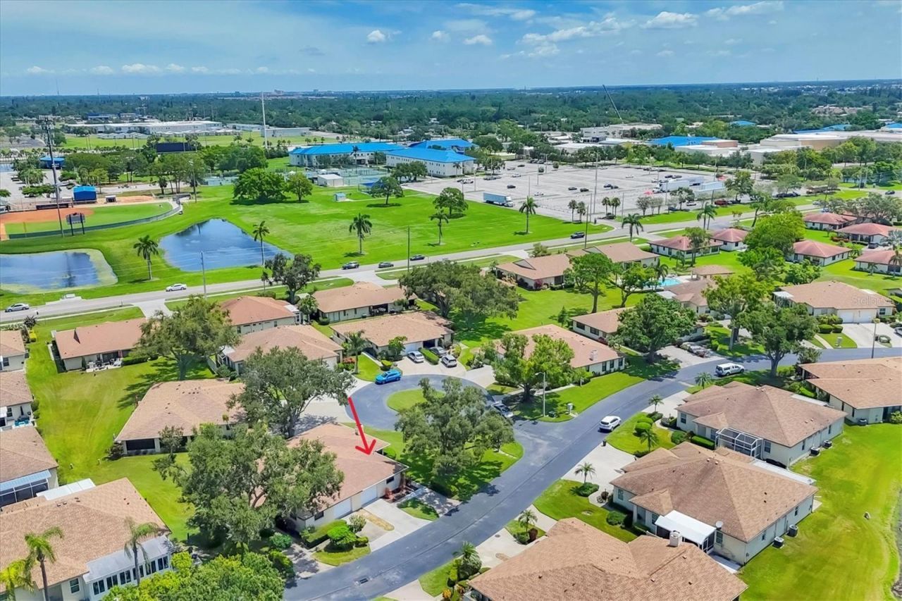 3305 Vivienda Boulevard, Bradenton, FL 34207 Photo