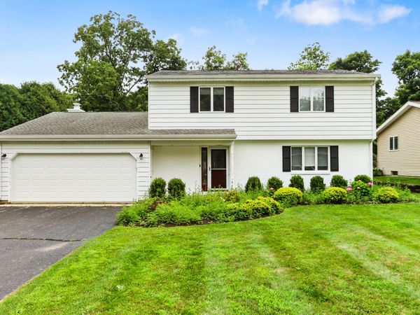 1800 Miller Rd, Lake Geneva, WI 53147