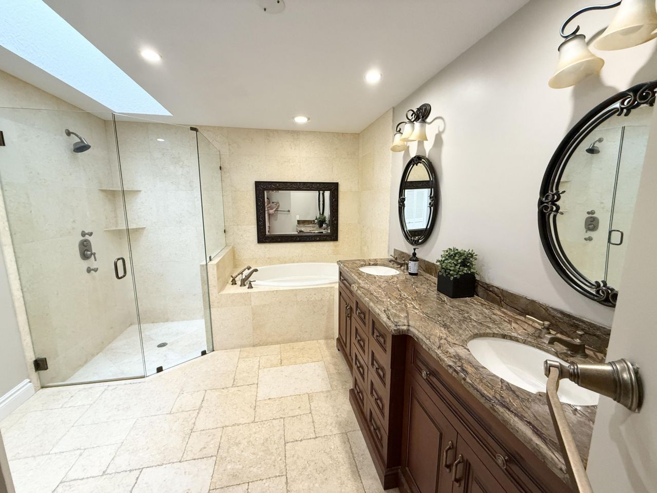 400 Seaside Lane, Juno Beach, FL 33408 Photo